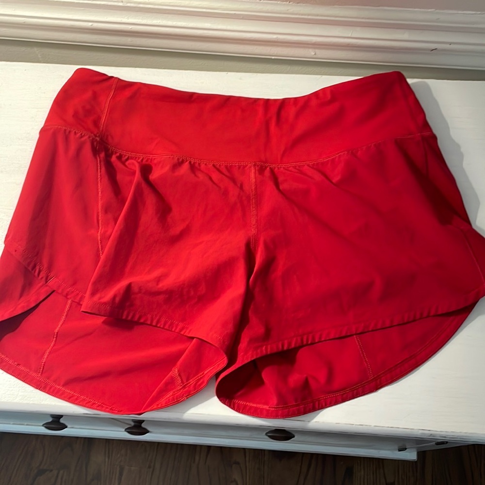 Lululemon 3” Speed Up Shorts- 8 Tall